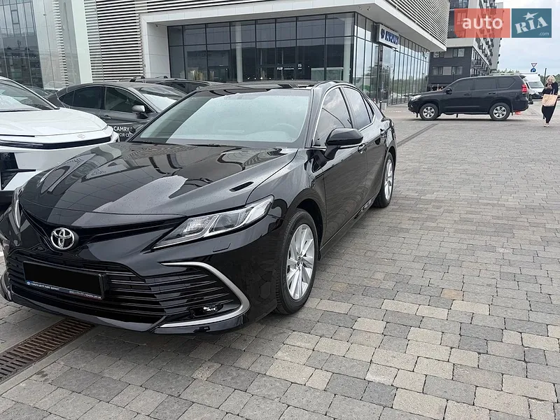 Toyota Camry 2024