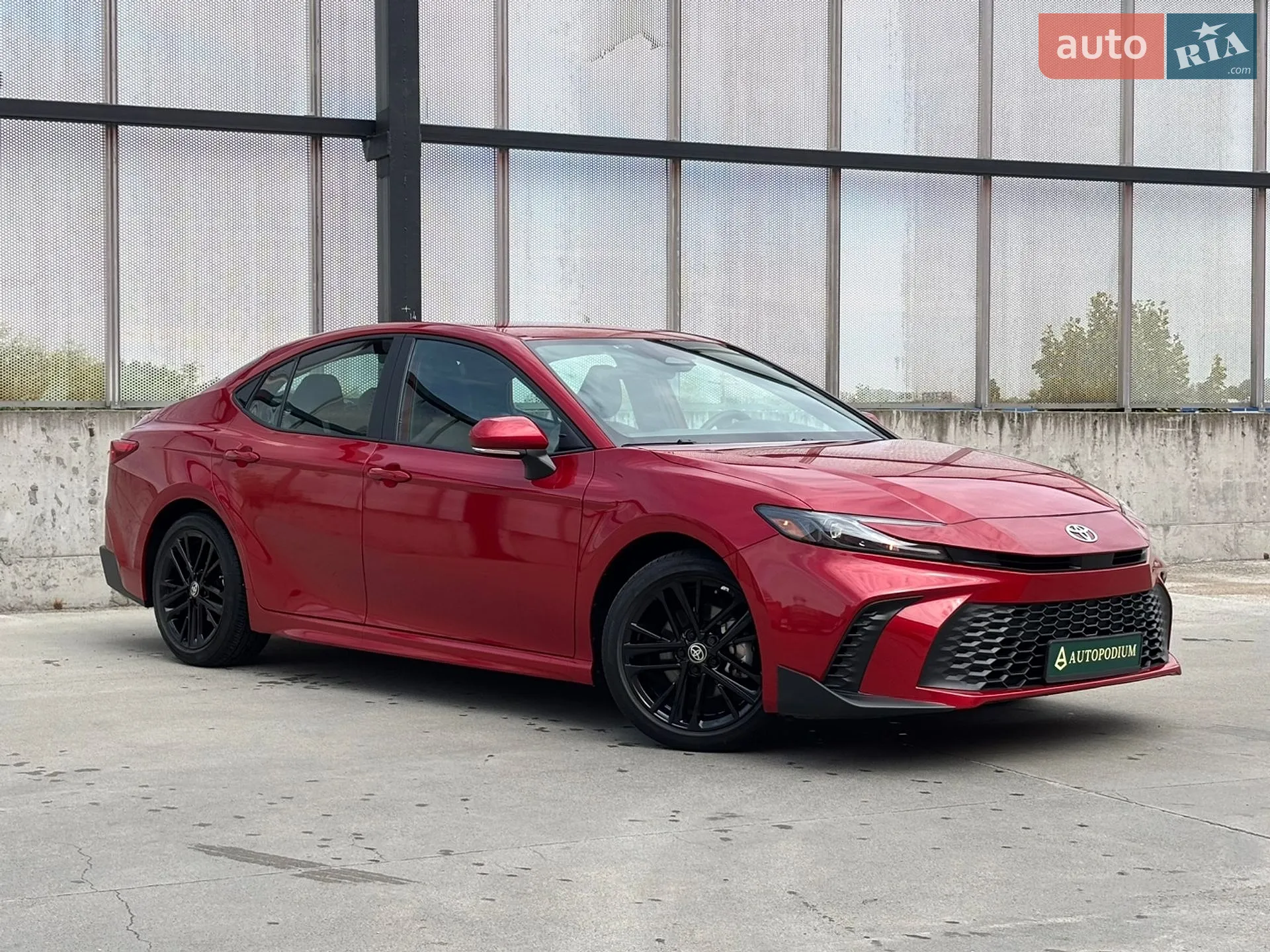 2024 Toyota Camry - мініатюра 2