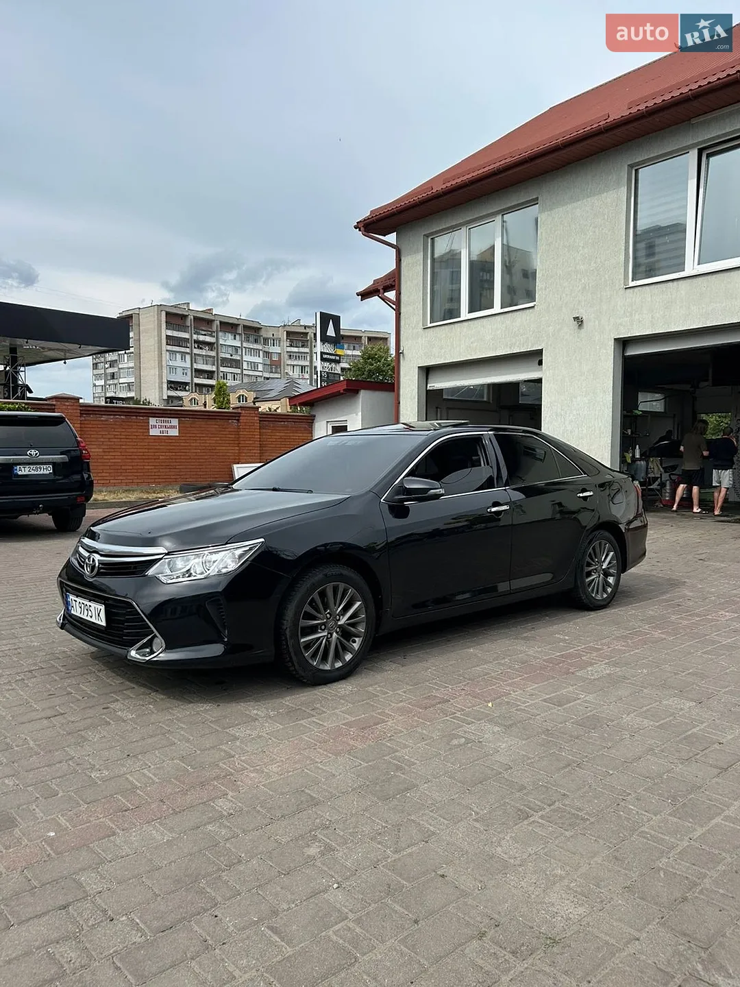 2016 Toyota Camry - мініатюра 2