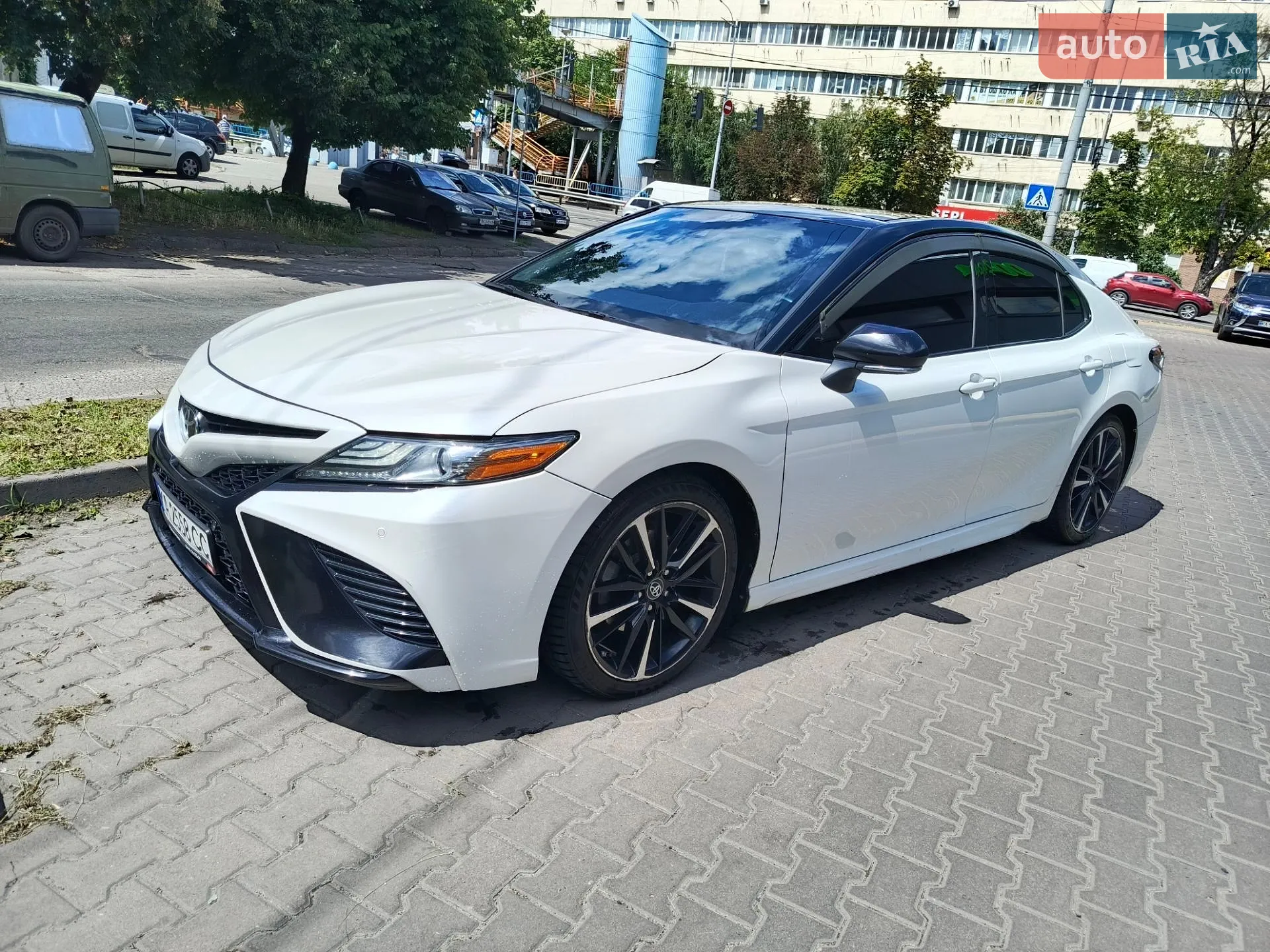 2018 Toyota Camry - мініатюра 3