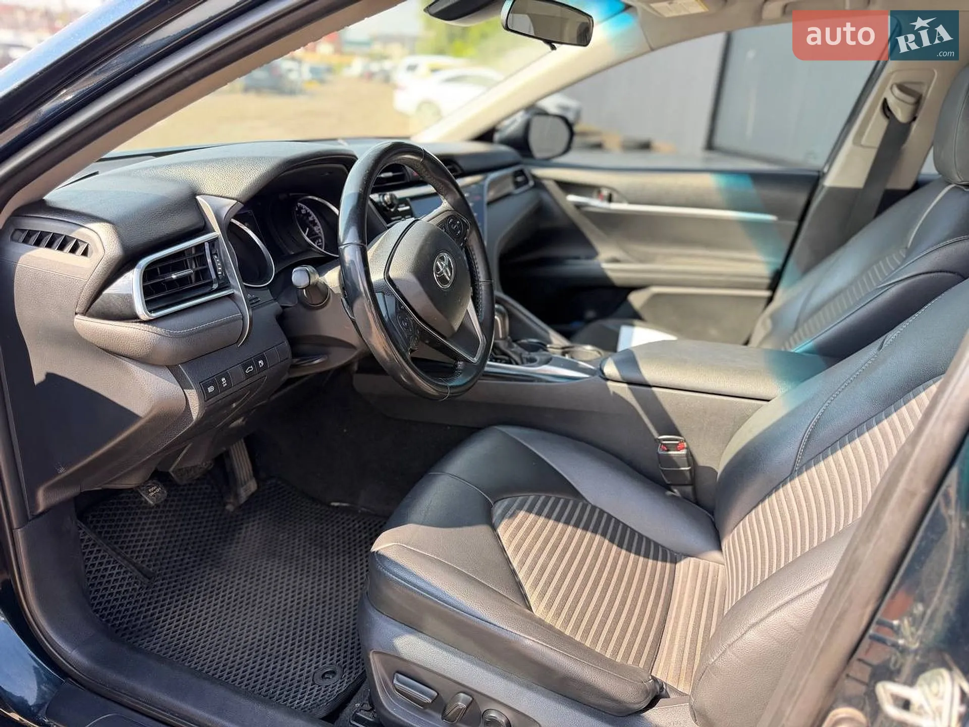 2018 Toyota Camry - мініатюра 7