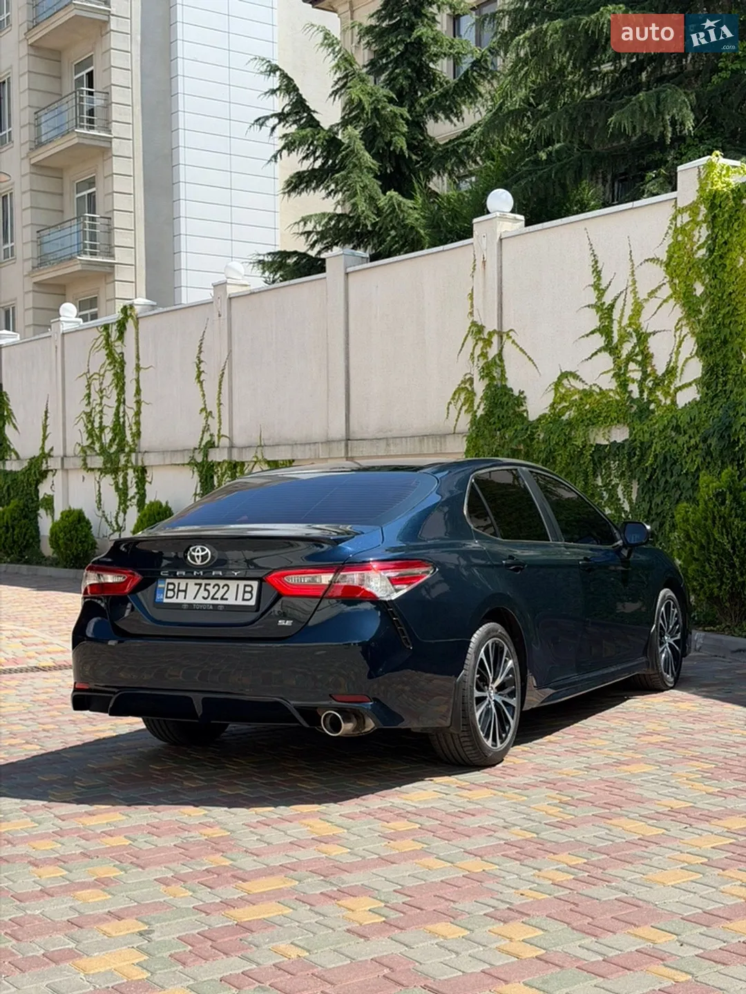 2018 Toyota Camry - мініатюра 3