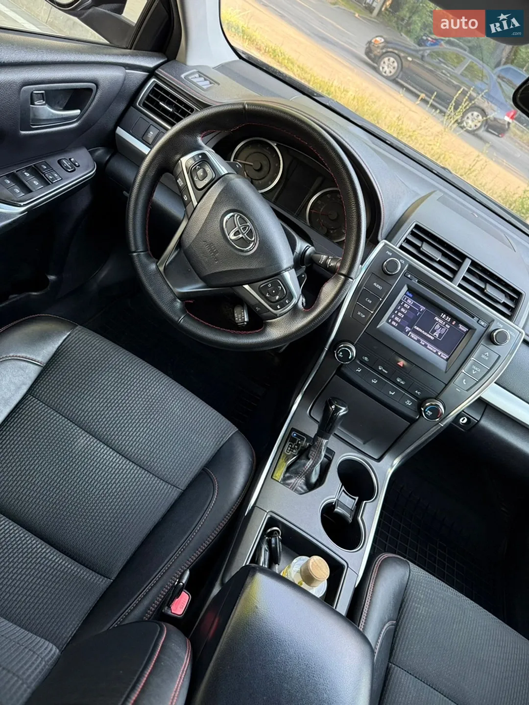 2016 Toyota Camry - мініатюра 11