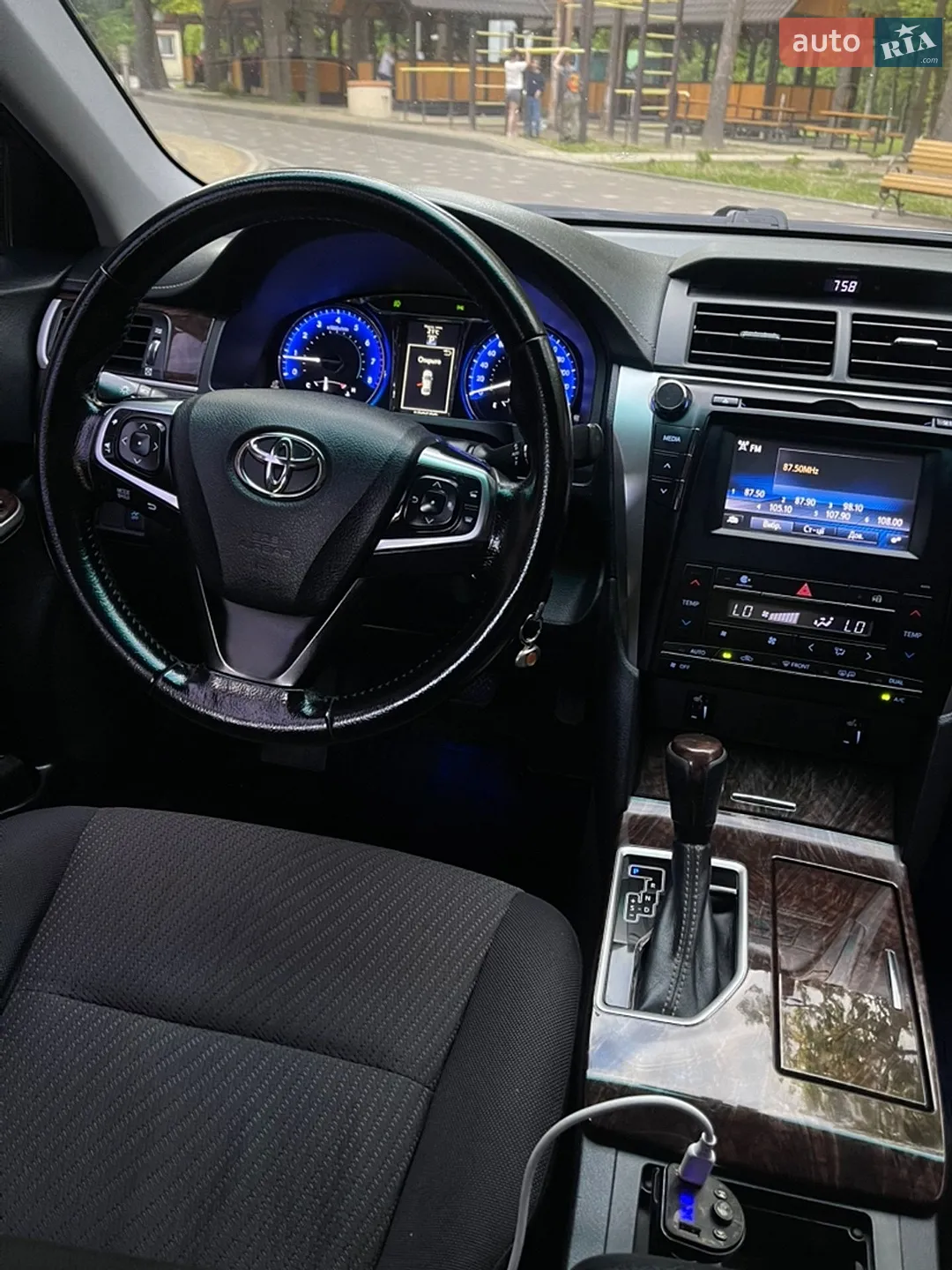 2016 Toyota Camry - мініатюра 23