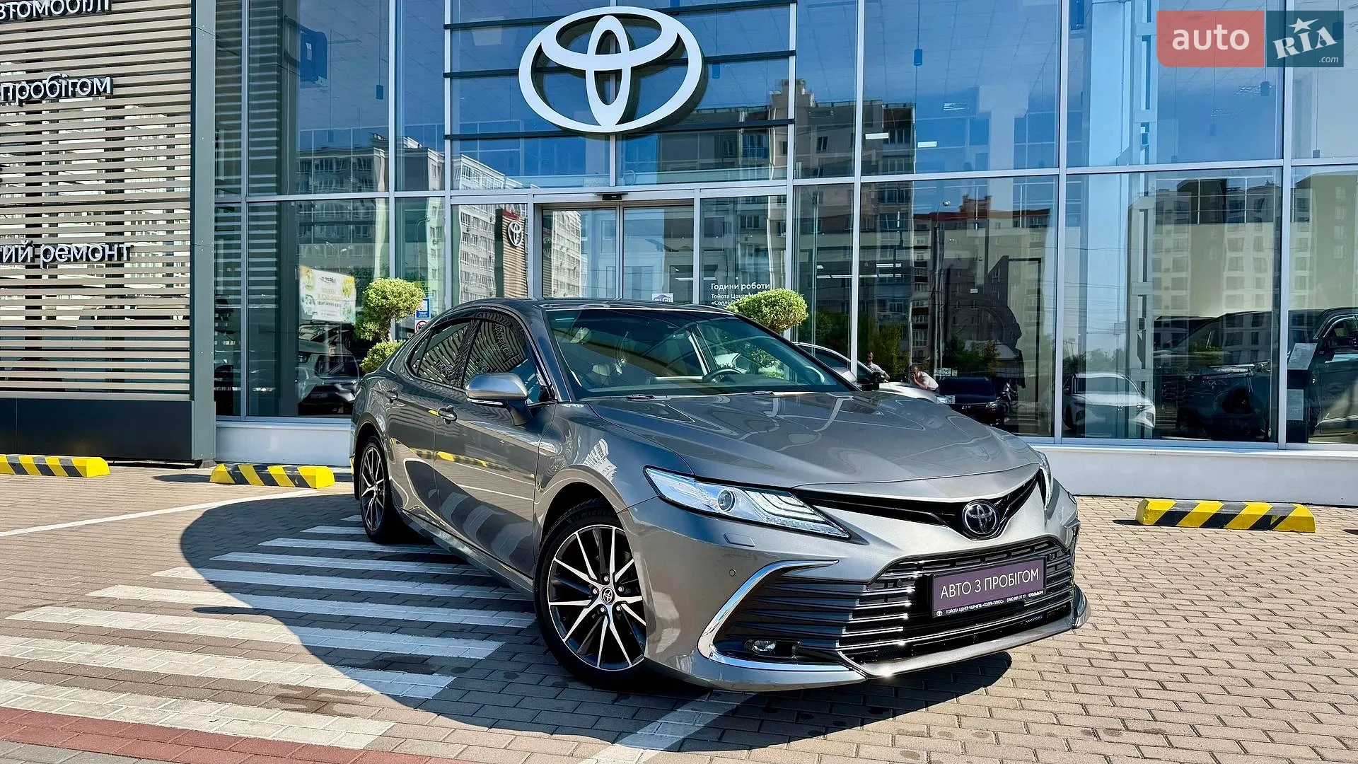 2021 Toyota Camry - мініатюра 10