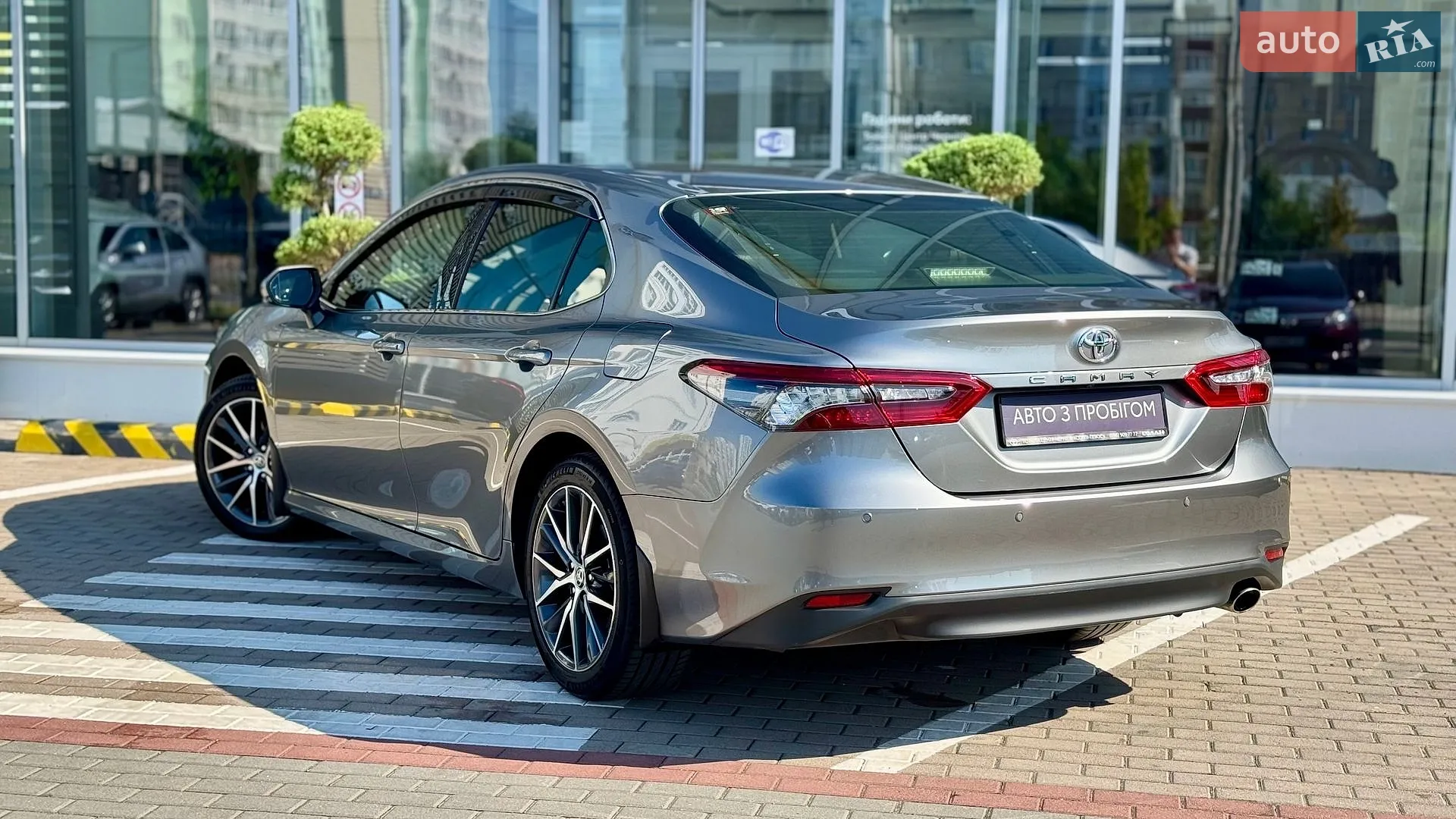 2021 Toyota Camry - мініатюра 5