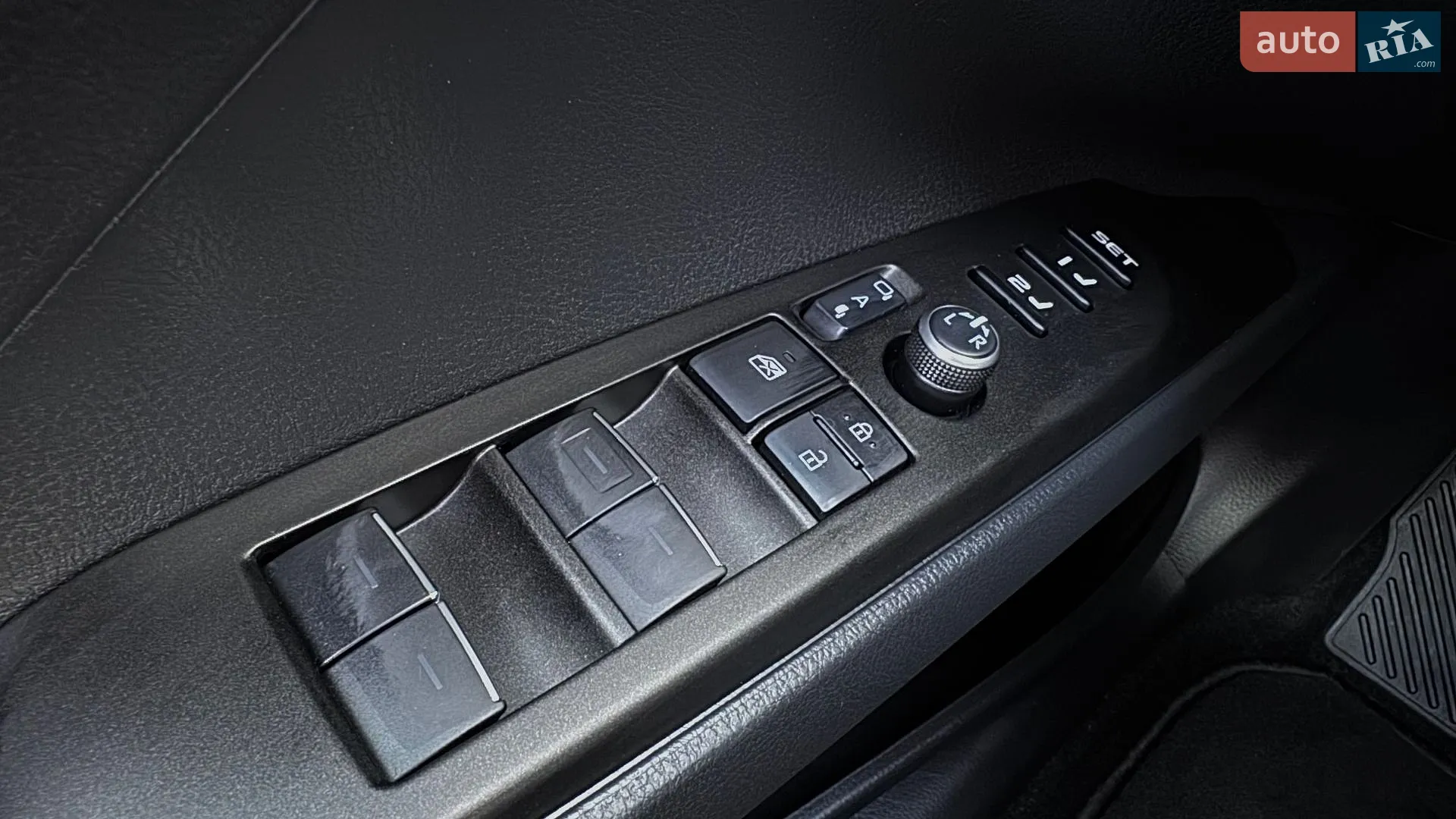 2021 Toyota Camry - мініатюра 21