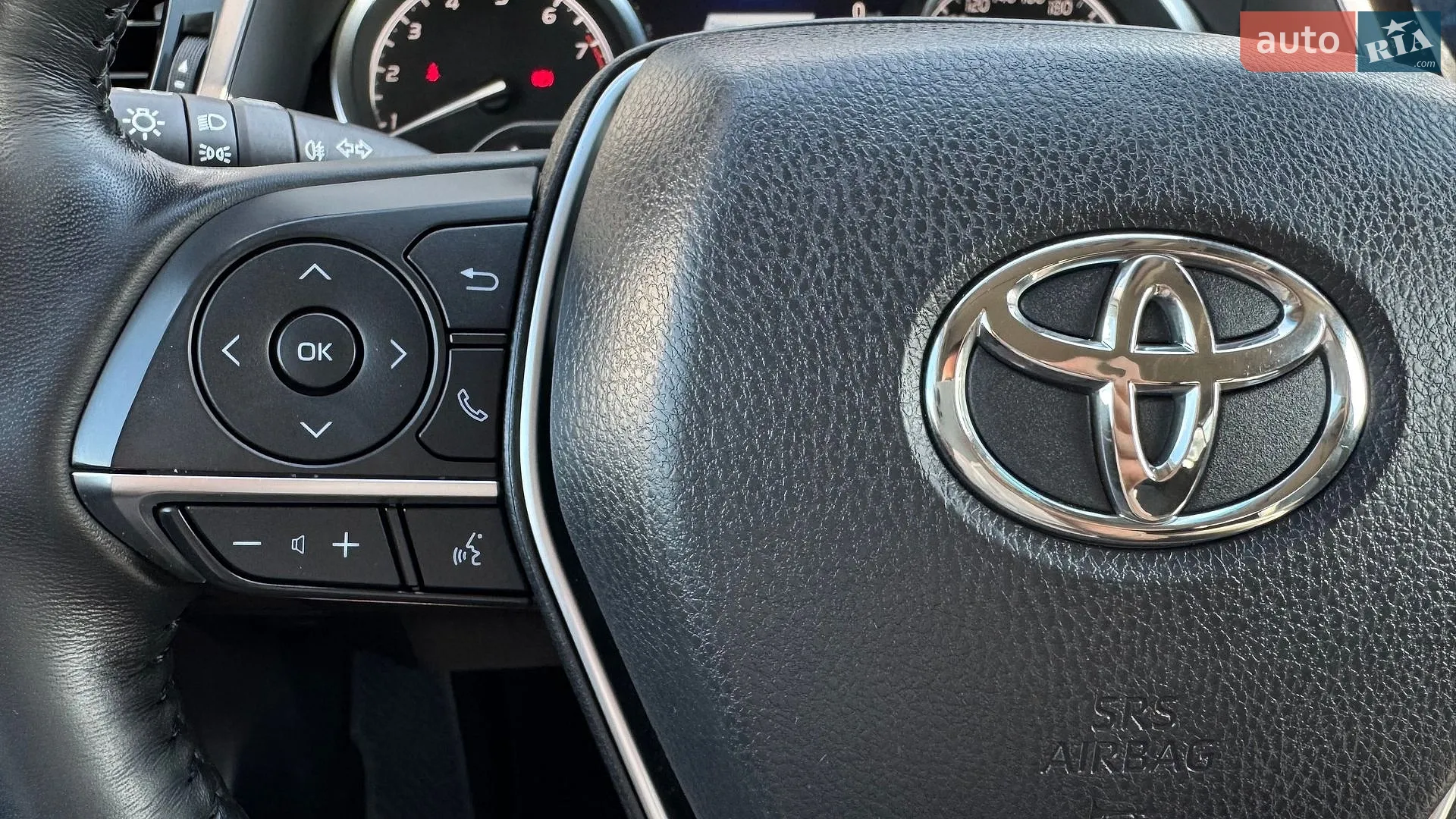 2021 Toyota Camry - мініатюра 28