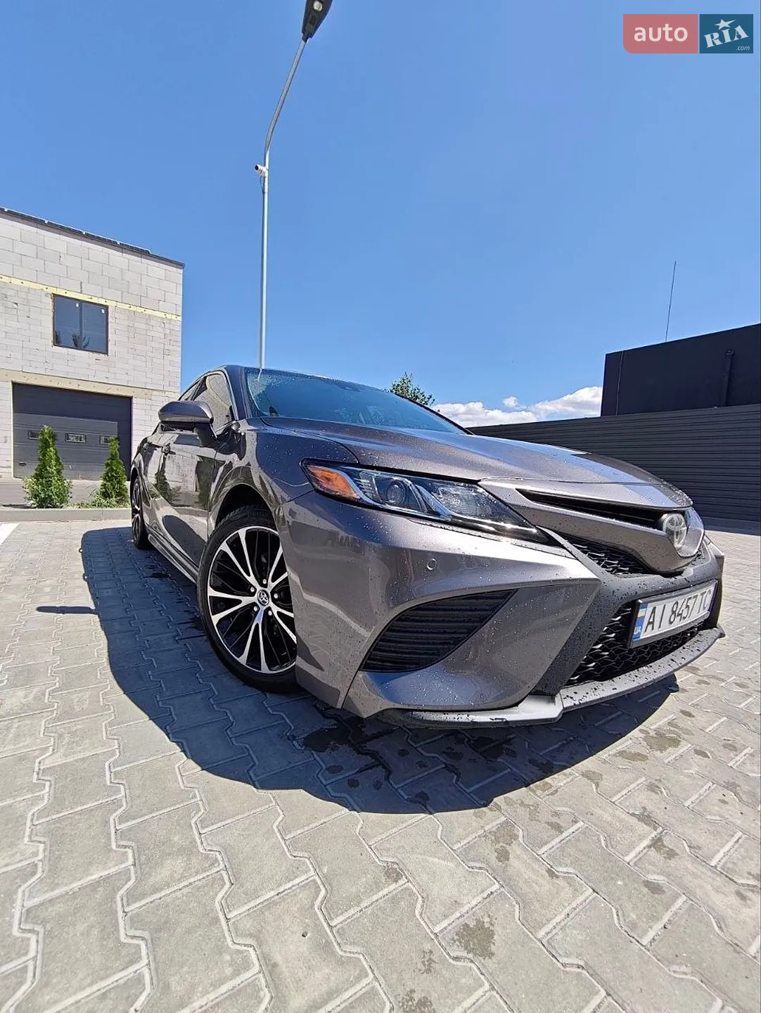2018 Toyota Camry - фото 1