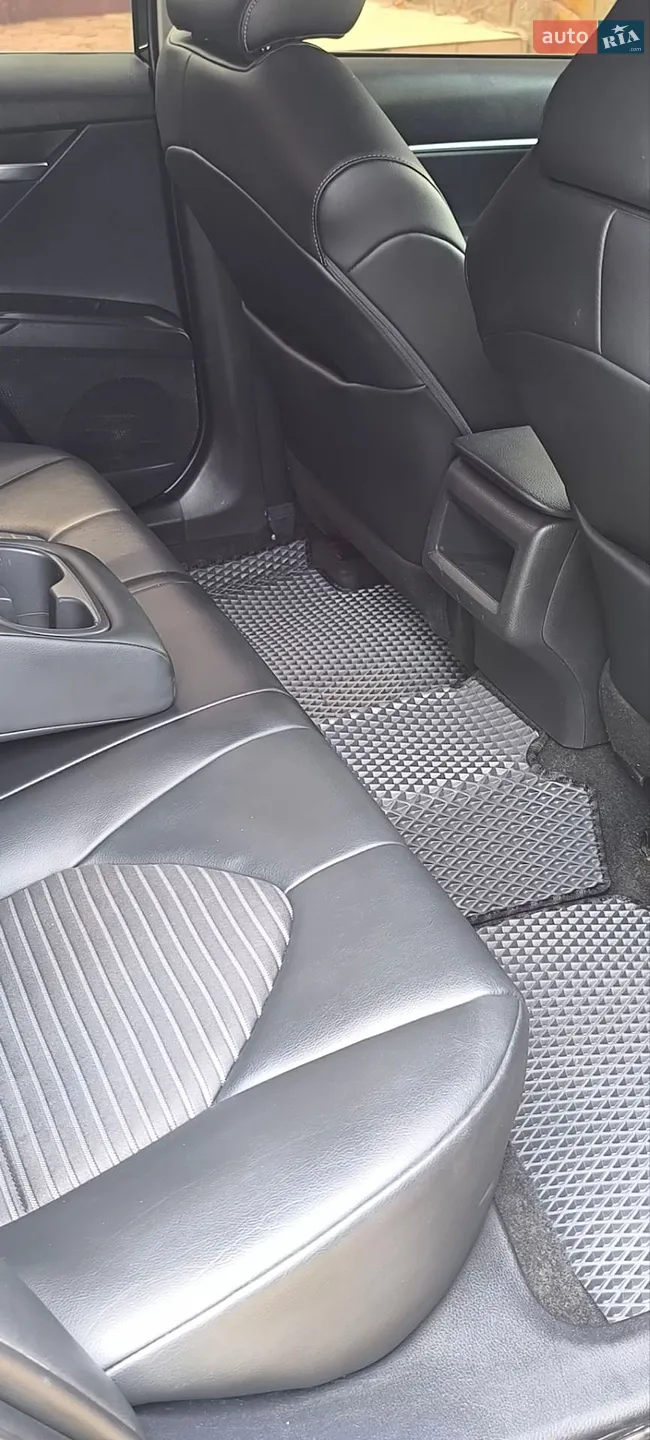 2020 Toyota Camry - мініатюра 24