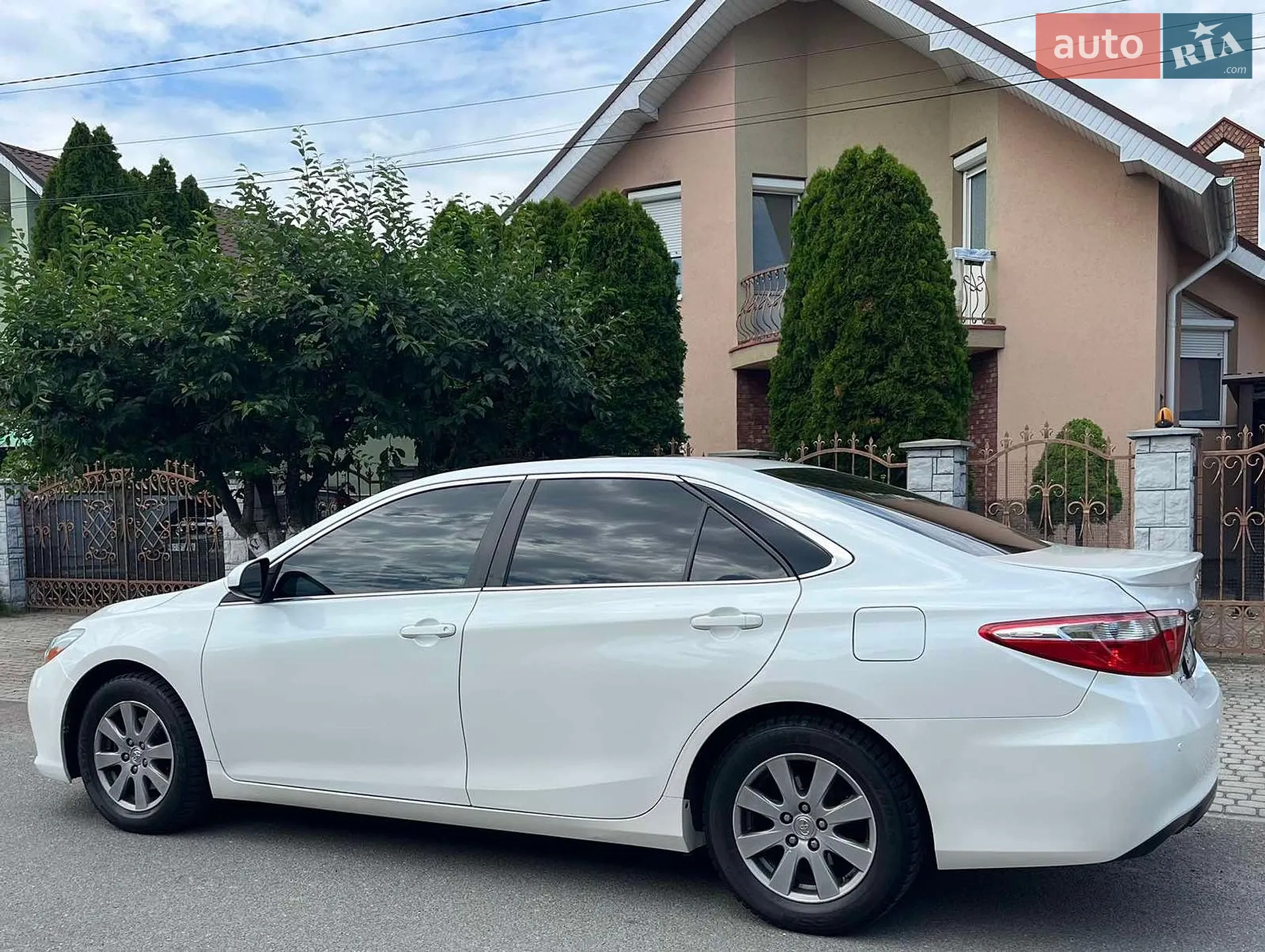 2015 Toyota Camry - мініатюра 5