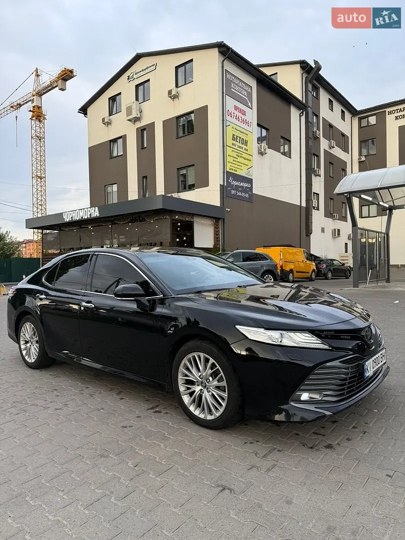 2017 Toyota Camry - мініатюра 2