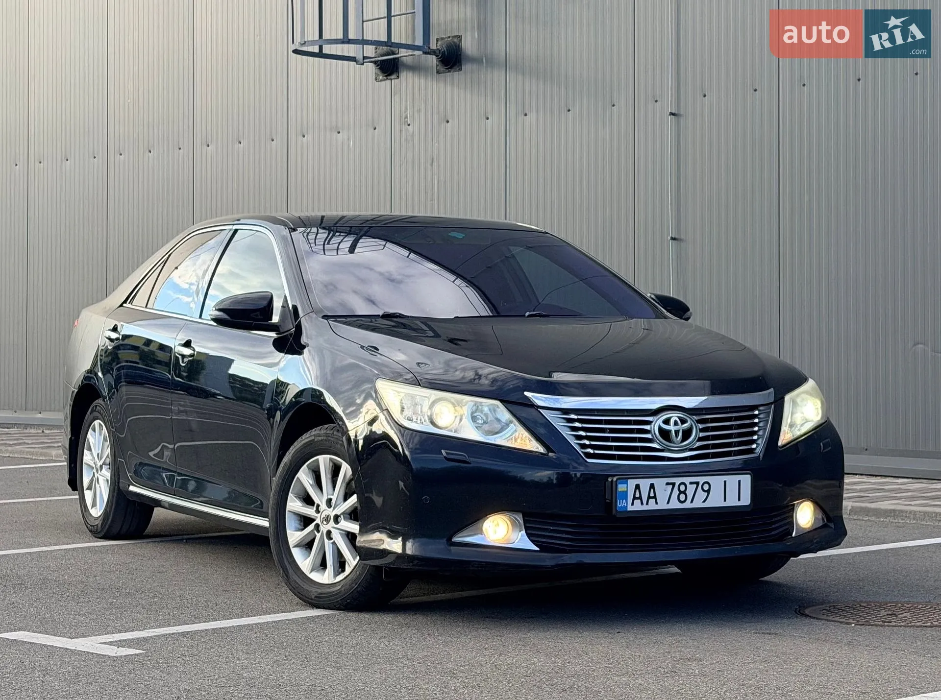 2012 Toyota Camry - фото 1