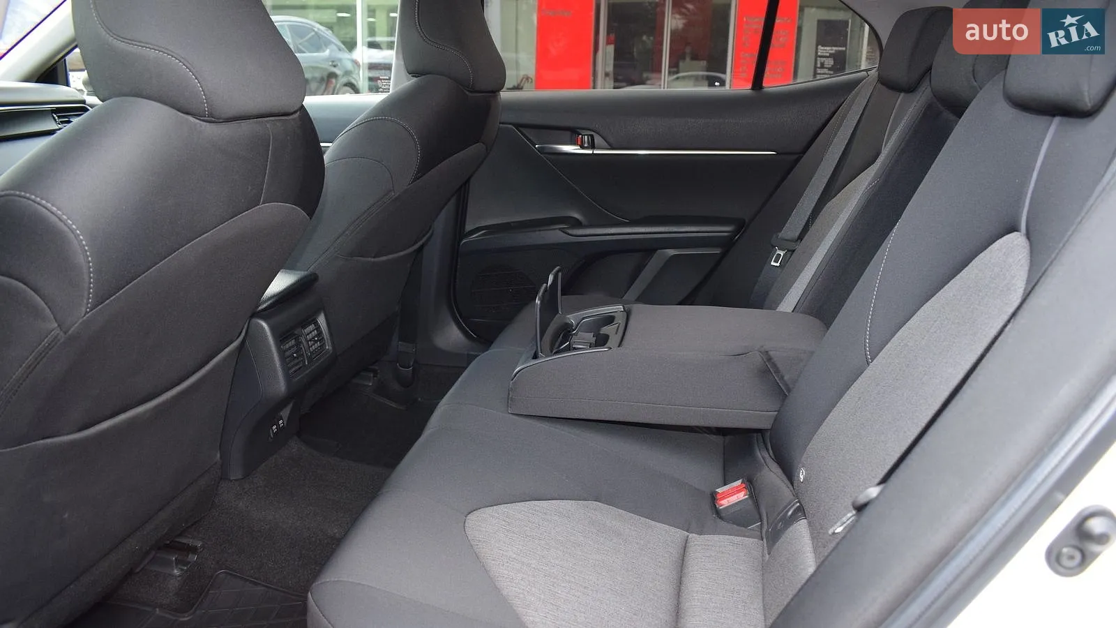 2021 Toyota Camry - мініатюра 11