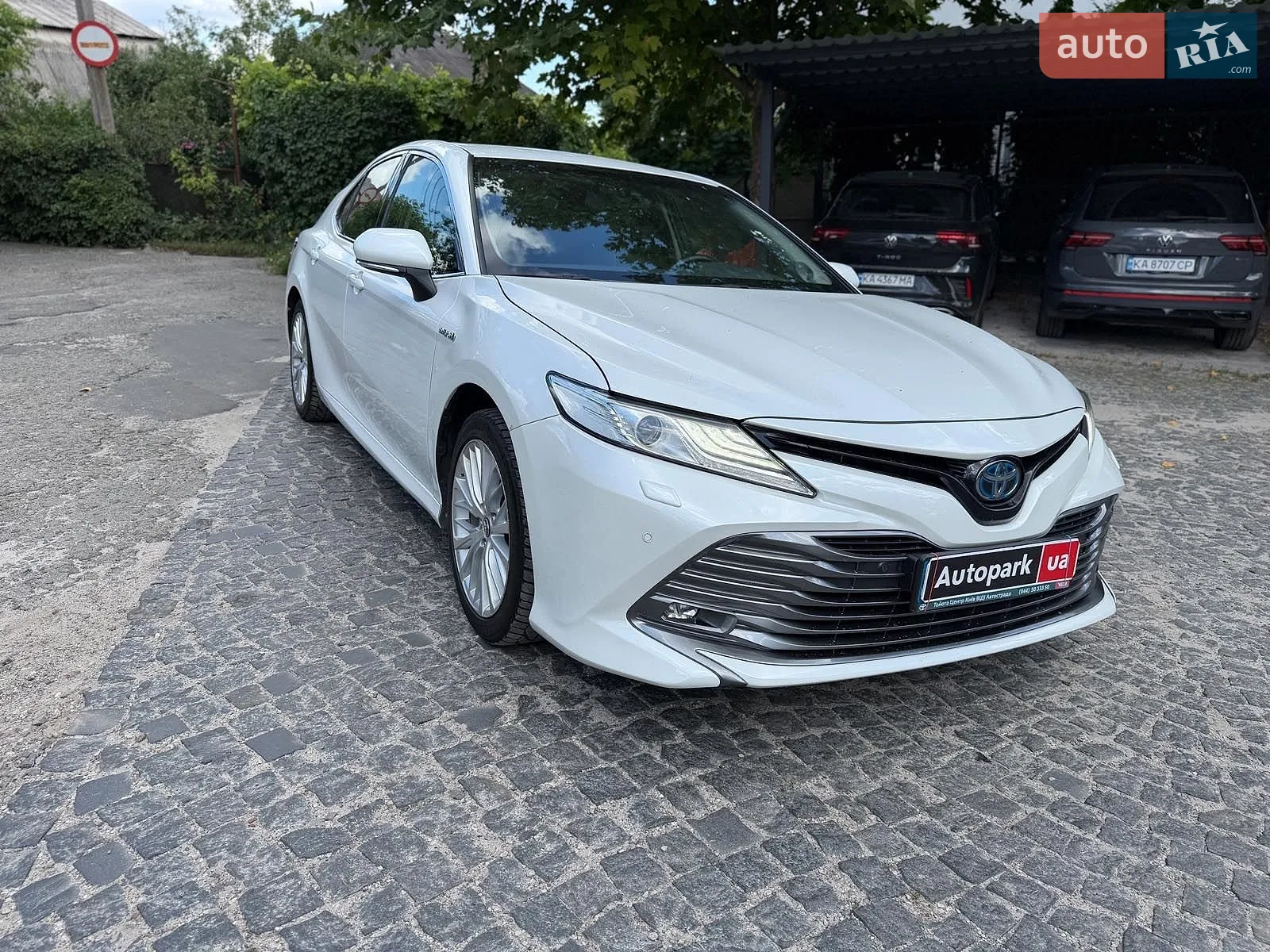 2019 Toyota Camry - мініатюра 3