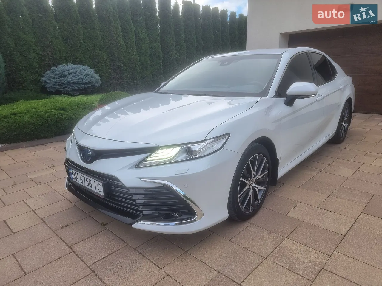 2021 Toyota Camry - мініатюра 10