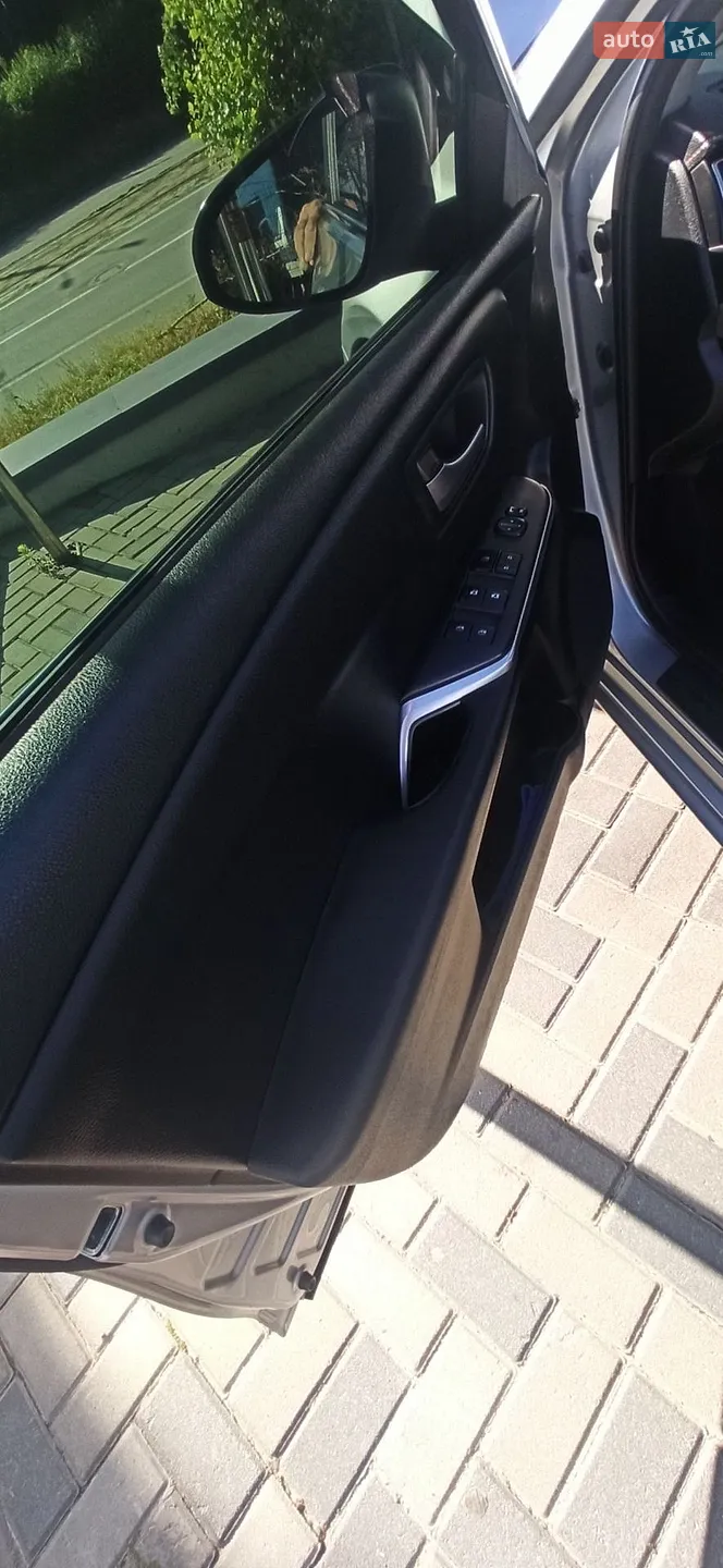 2015 Toyota Camry - мініатюра 110