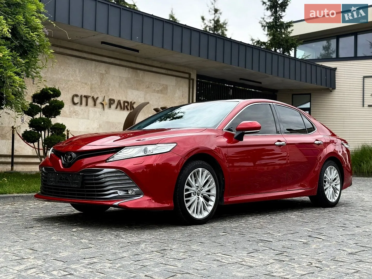 2019 Toyota Camry - мініатюра 11