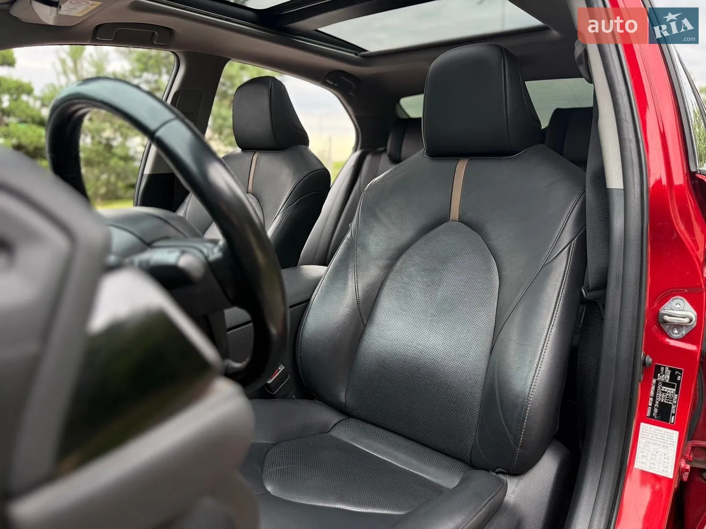 2019 Toyota Camry - мініатюра 28