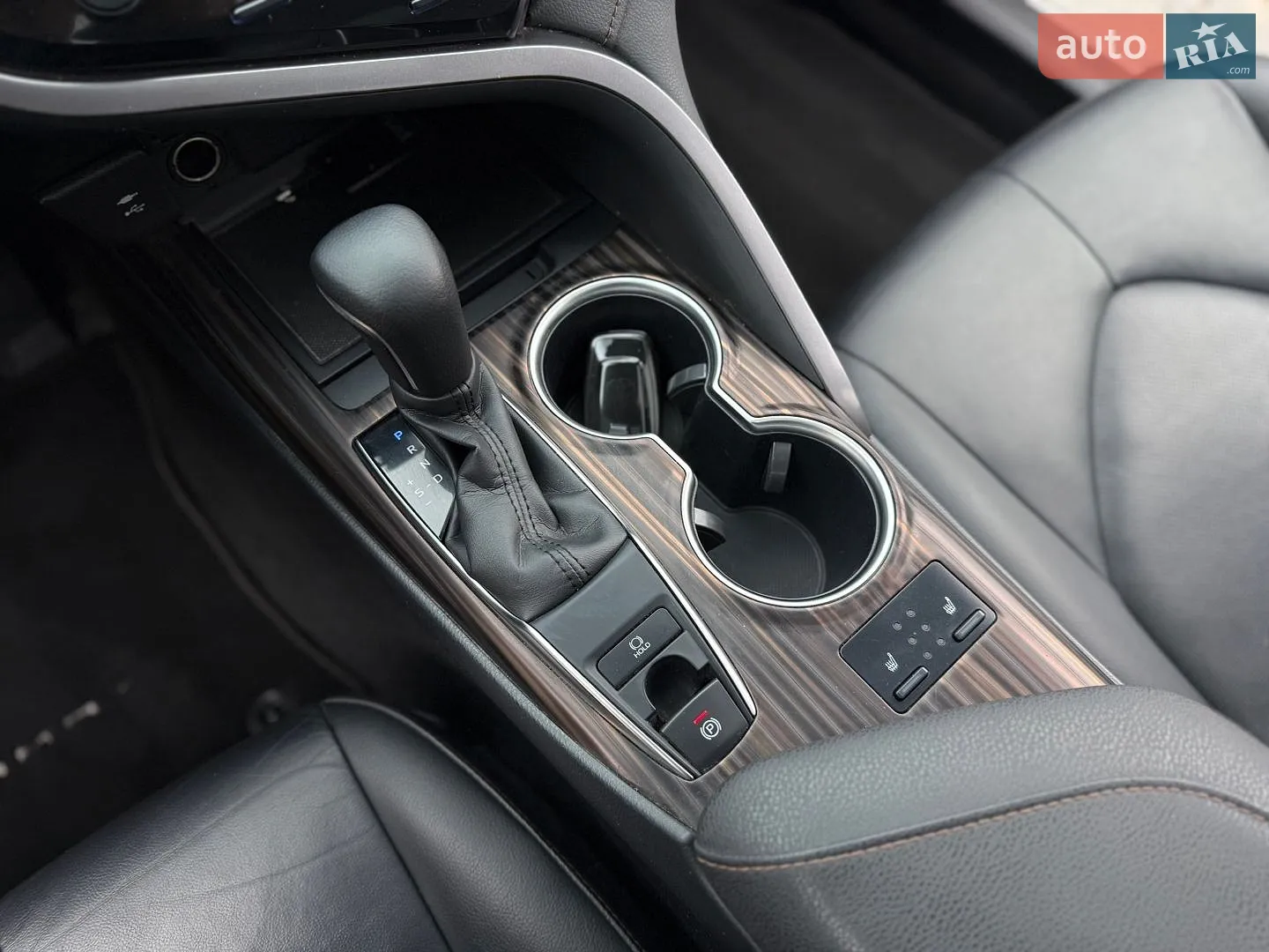 2019 Toyota Camry - мініатюра 39