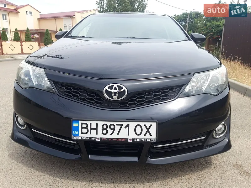 Toyota Camry 2014