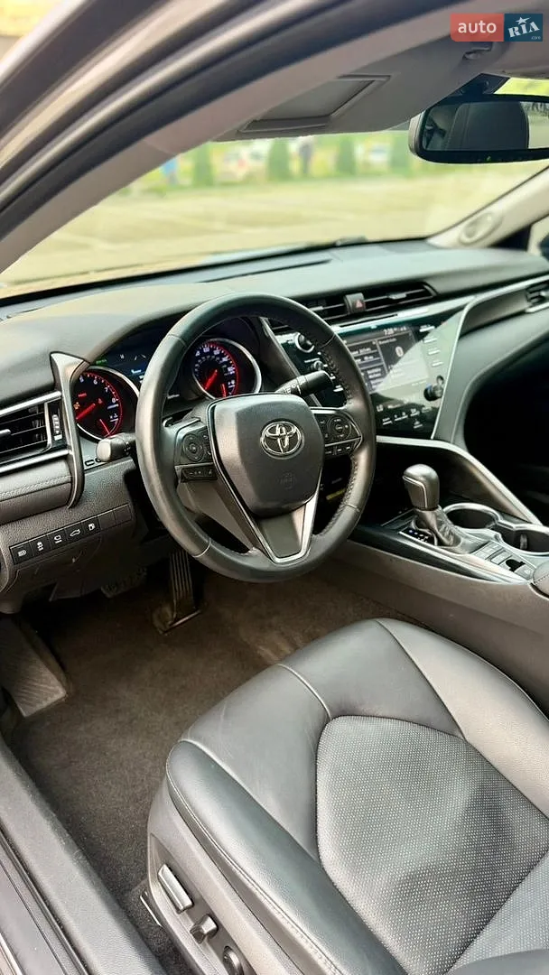 2018 Toyota Camry - мініатюра 12