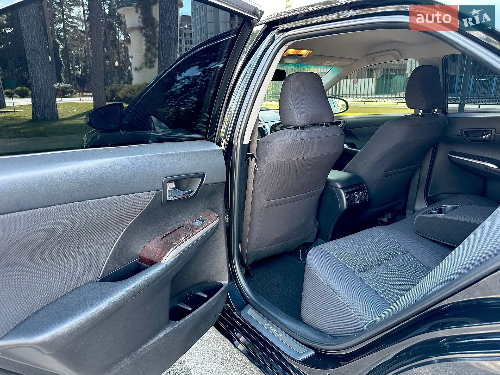 2015 Toyota Camry - мініатюра 20