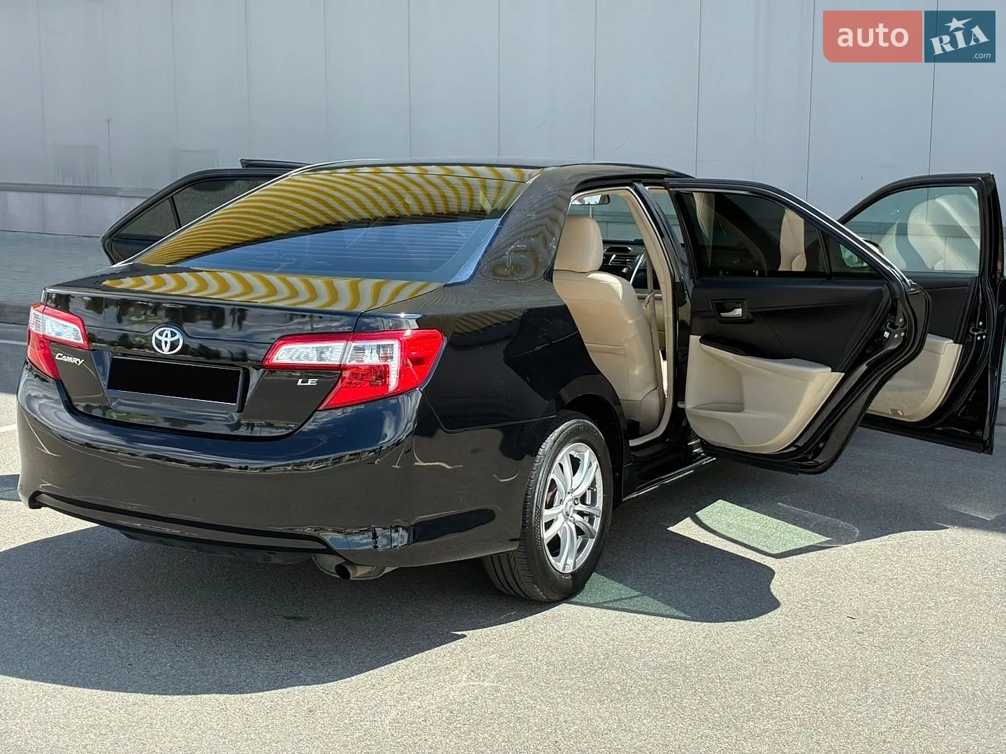 2014 Toyota Camry - мініатюра 18