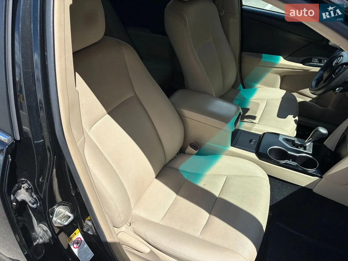 2014 Toyota Camry - мініатюра 28