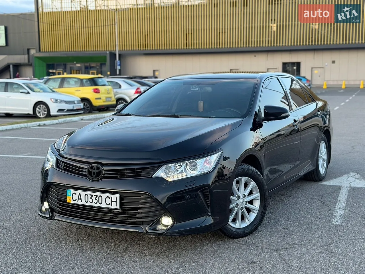 2016 Toyota Camry - мініатюра 17