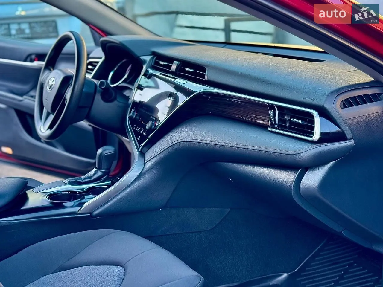 2018 Toyota Camry - мініатюра 4