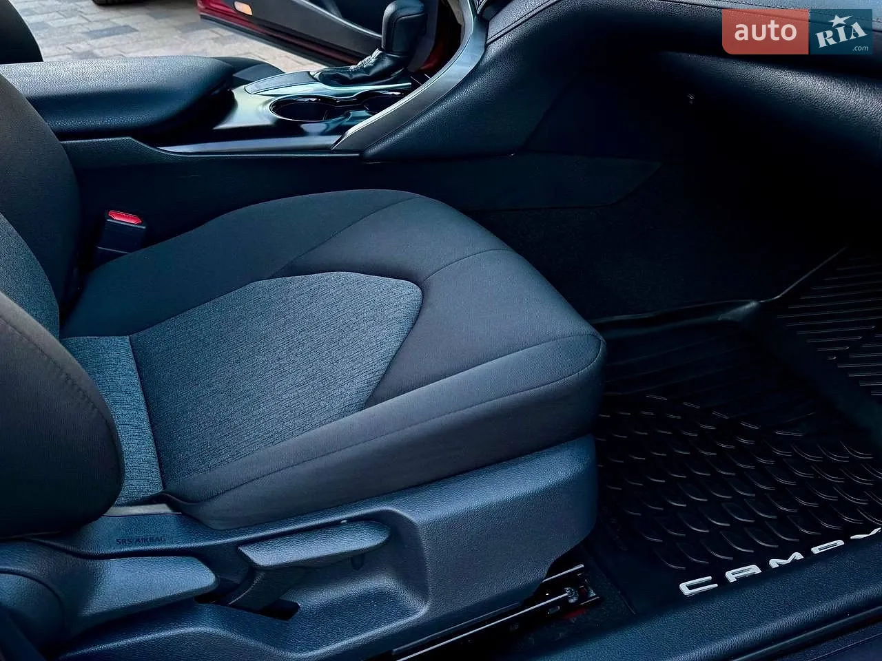 2018 Toyota Camry - мініатюра 13