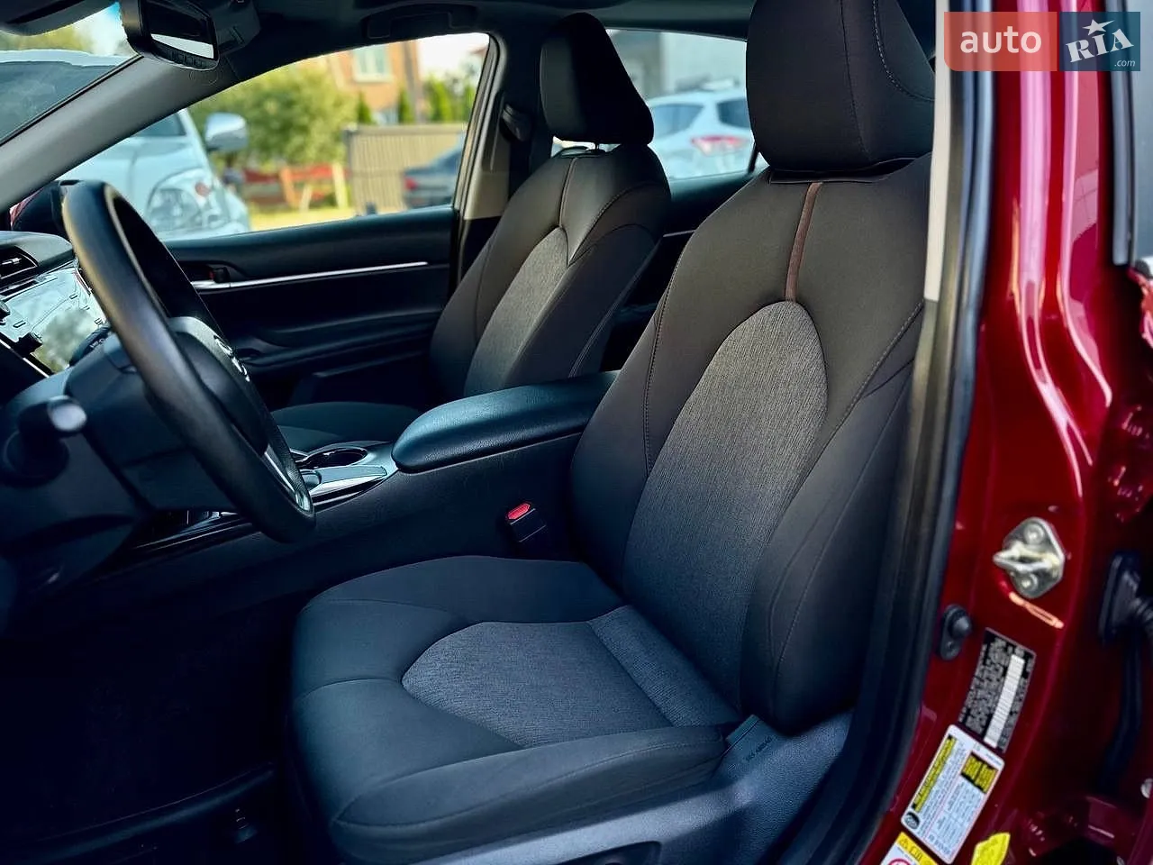 2018 Toyota Camry - мініатюра 20