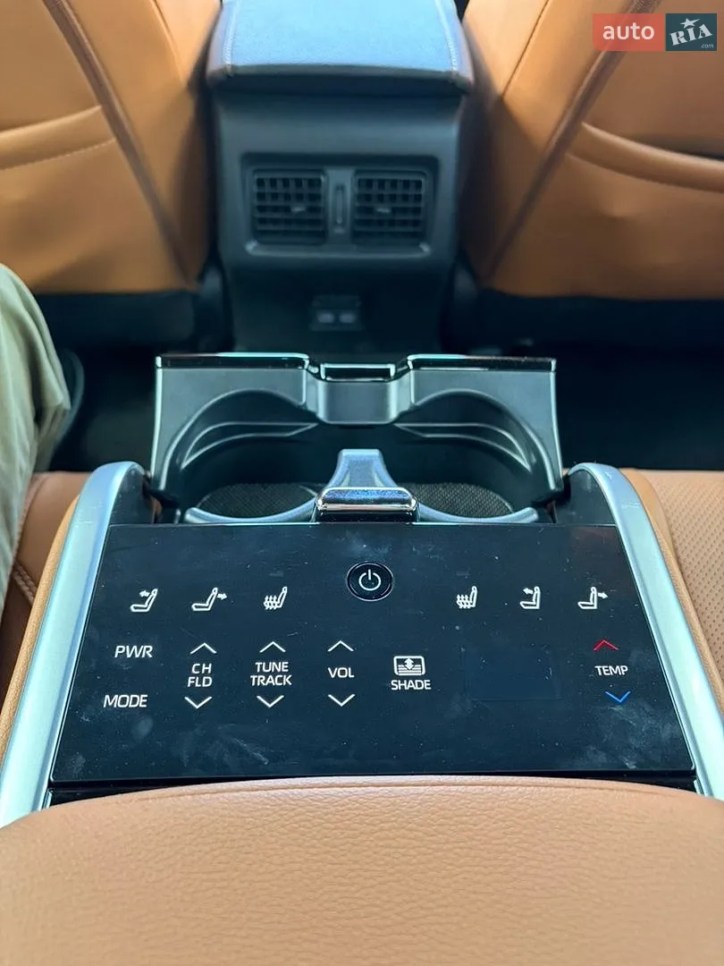 2025 Toyota Camry - мініатюра 22