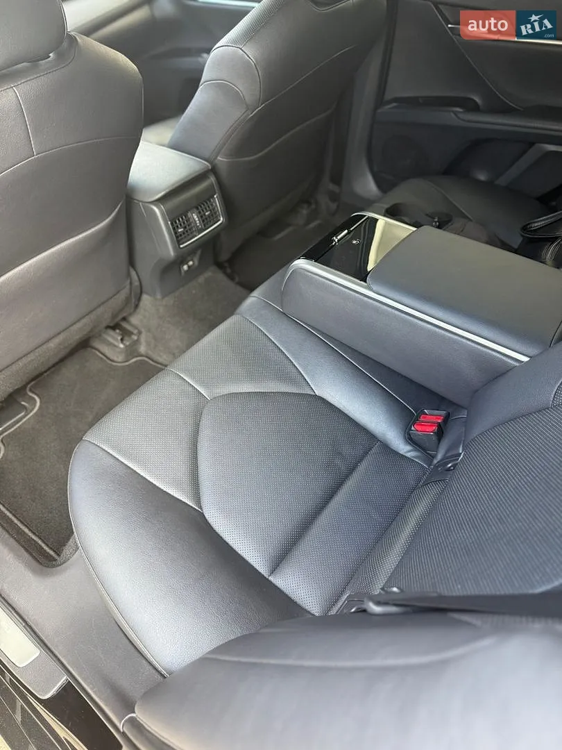 2021 Toyota Camry - мініатюра 8