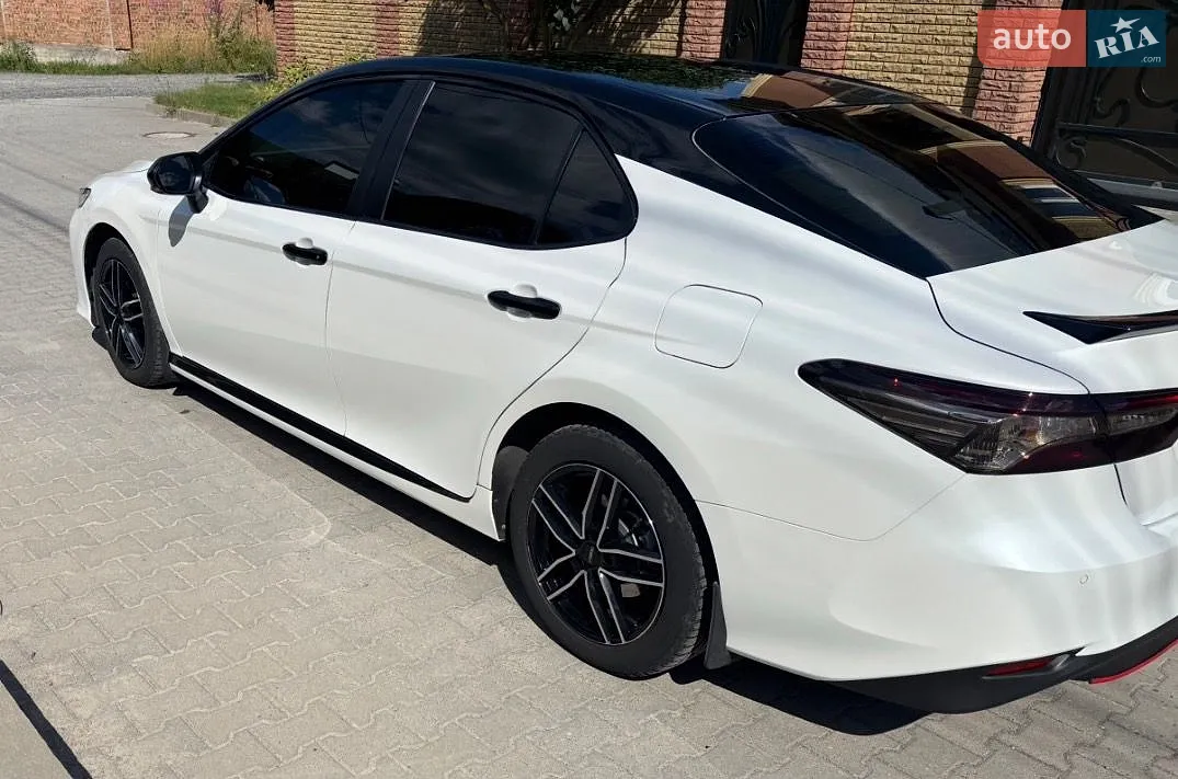2018 Toyota Camry - мініатюра 4