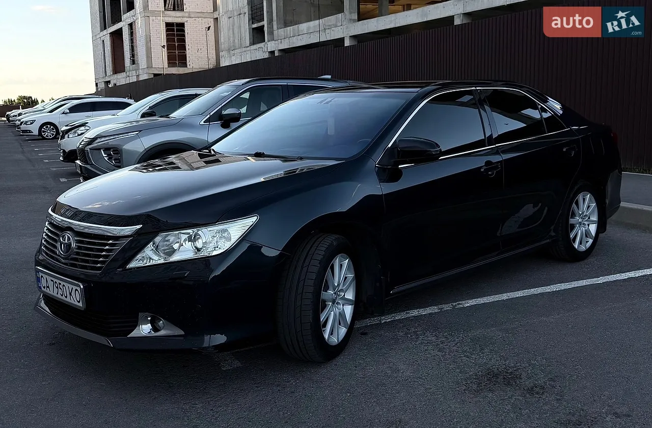 2013 Toyota Camry - мініатюра 11