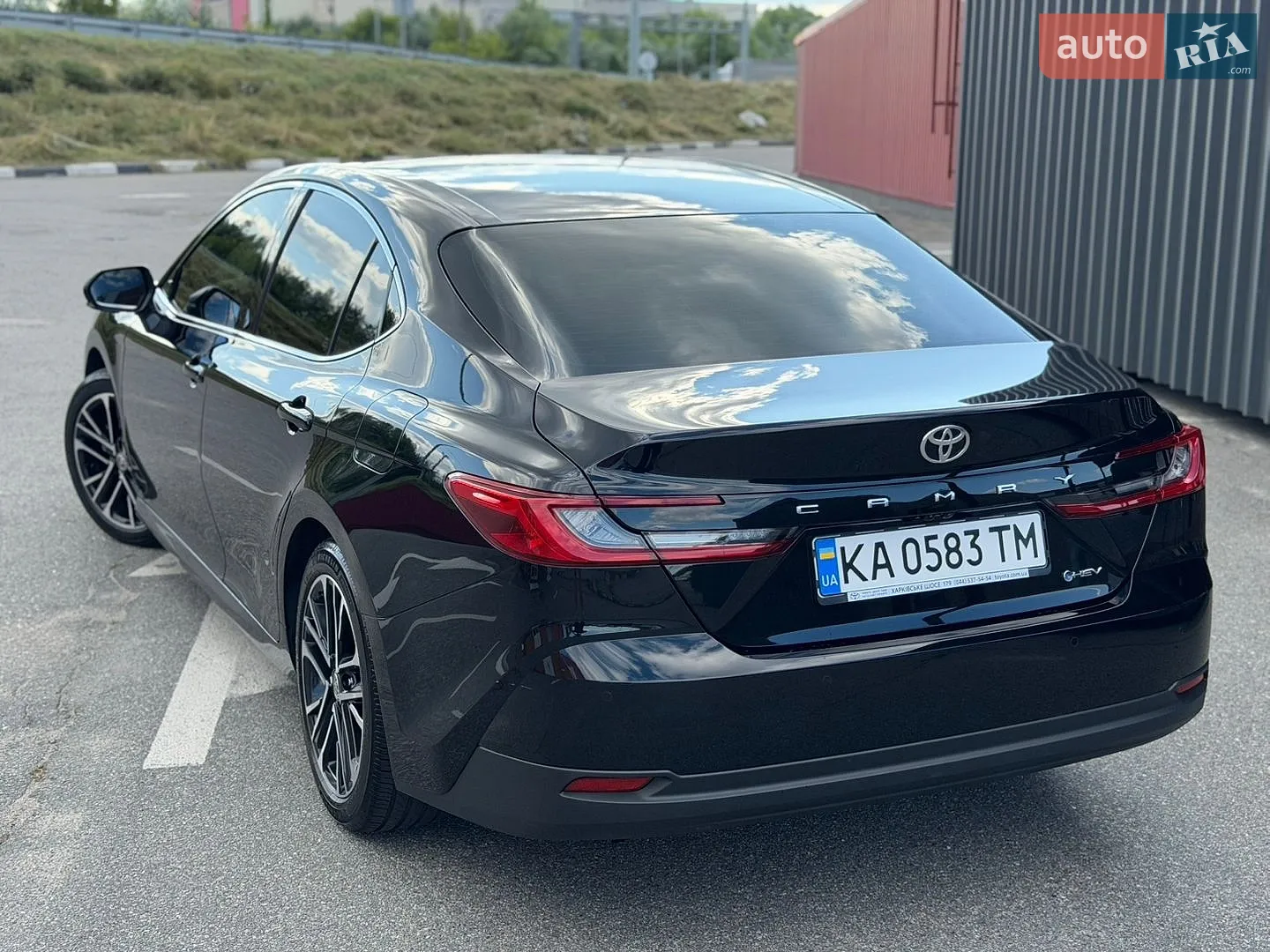 2025 Toyota Camry - мініатюра 11