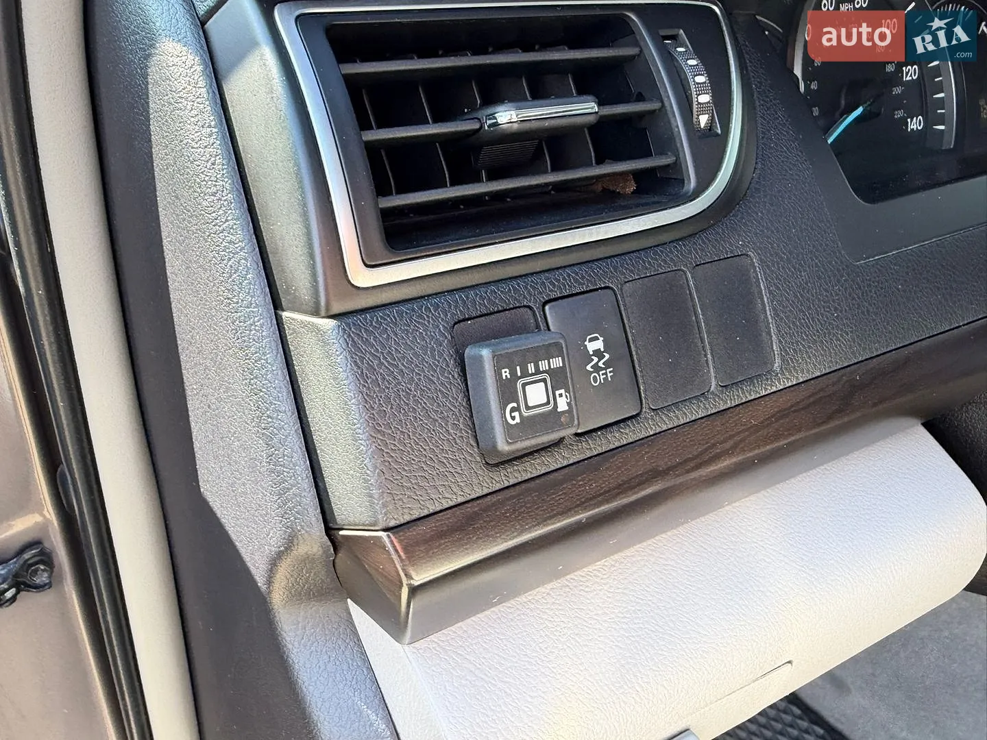 2015 Toyota Camry - мініатюра 17