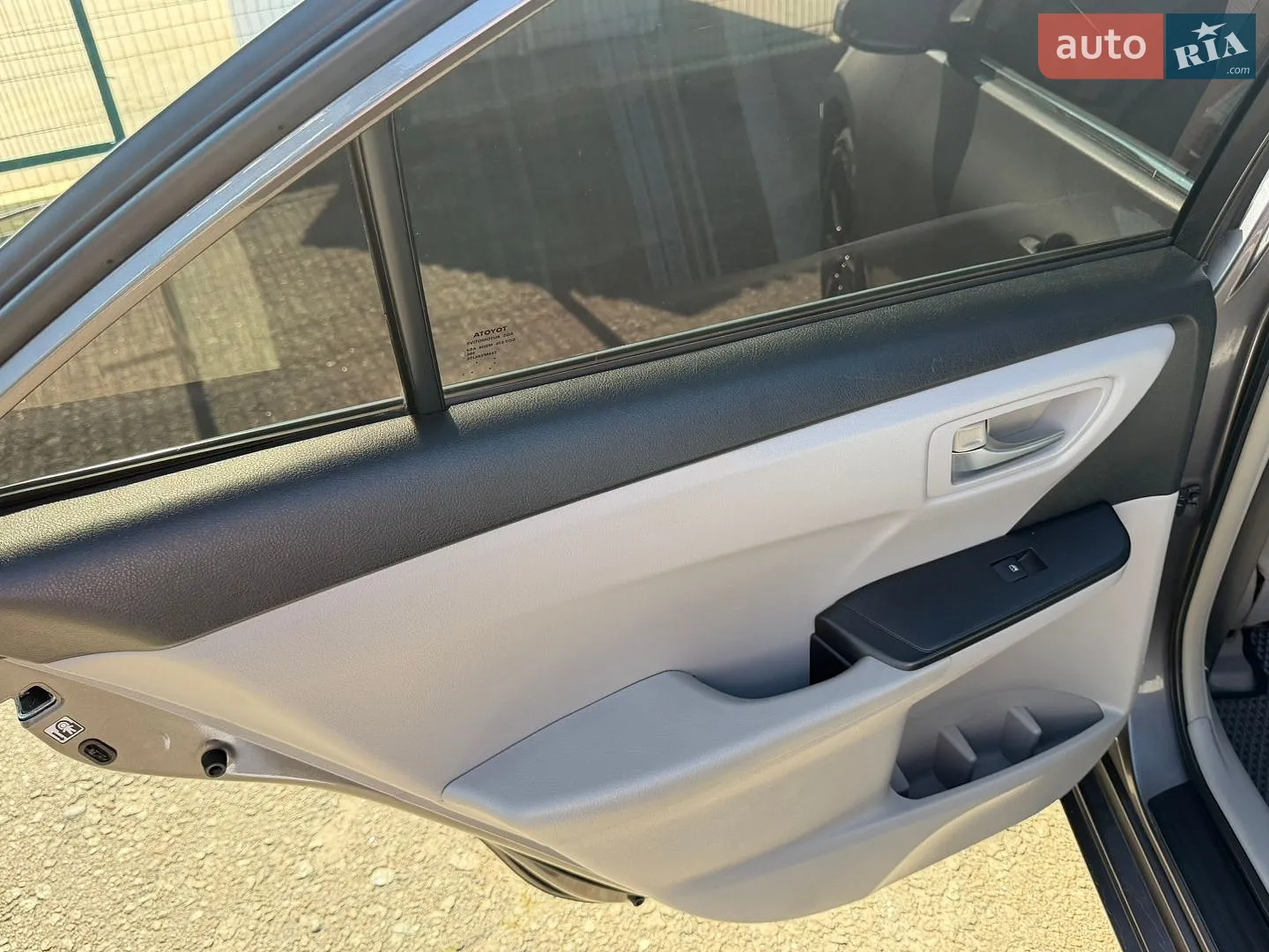 2015 Toyota Camry - мініатюра 25
