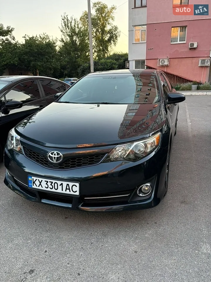 2013 Toyota Camry - мініатюра 13