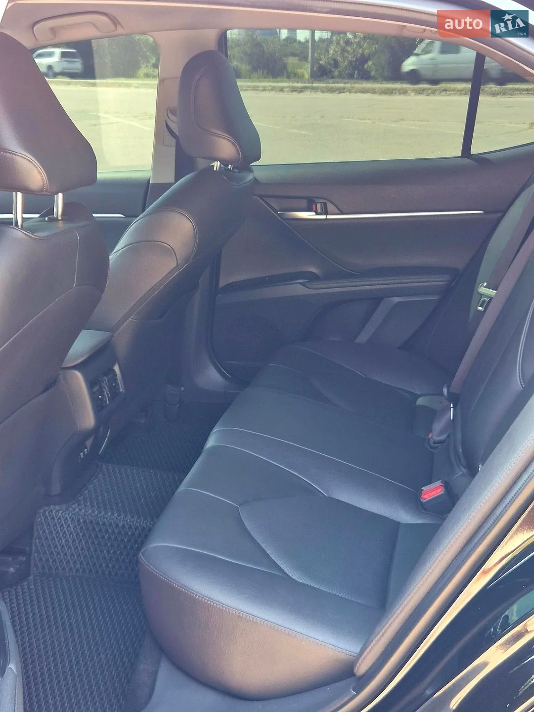 2019 Toyota Camry - мініатюра 12