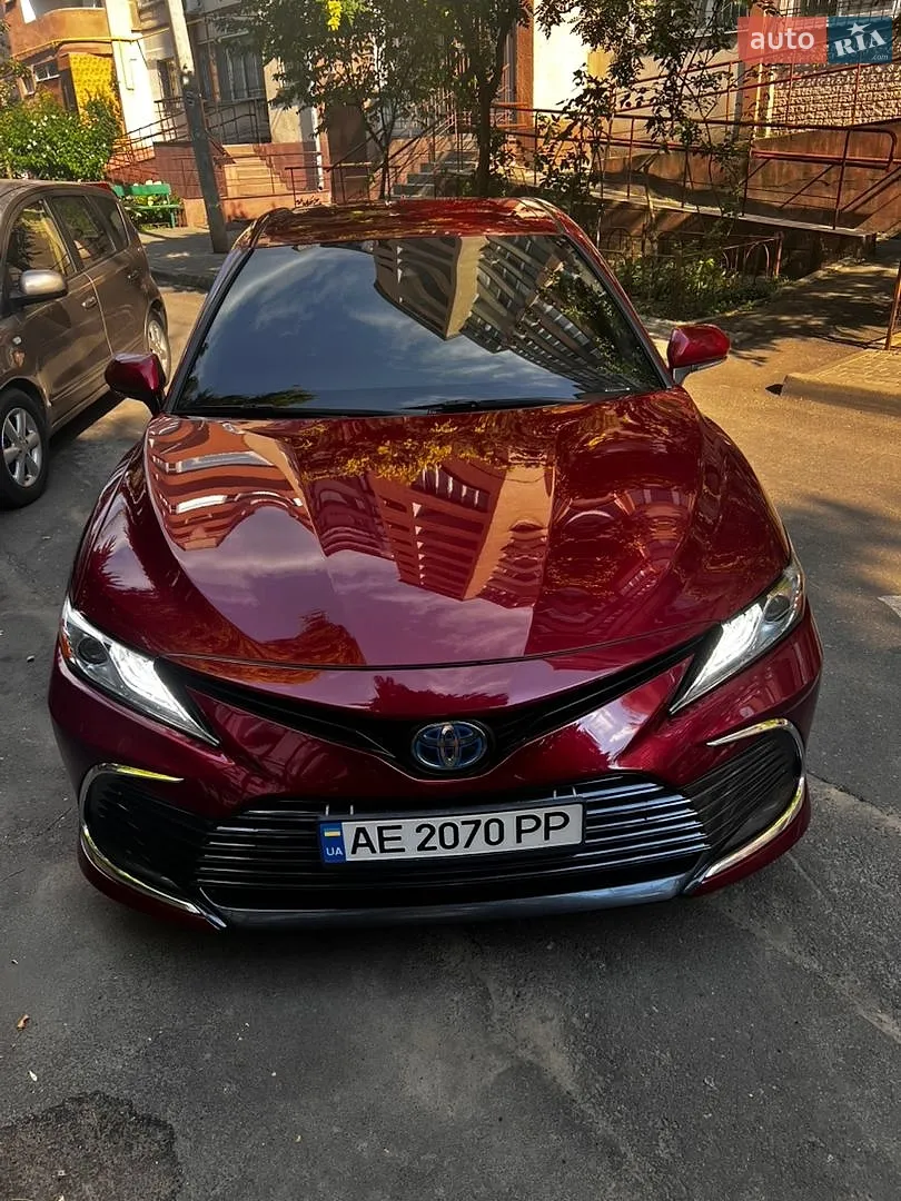 2020 Toyota Camry - мініатюра 3