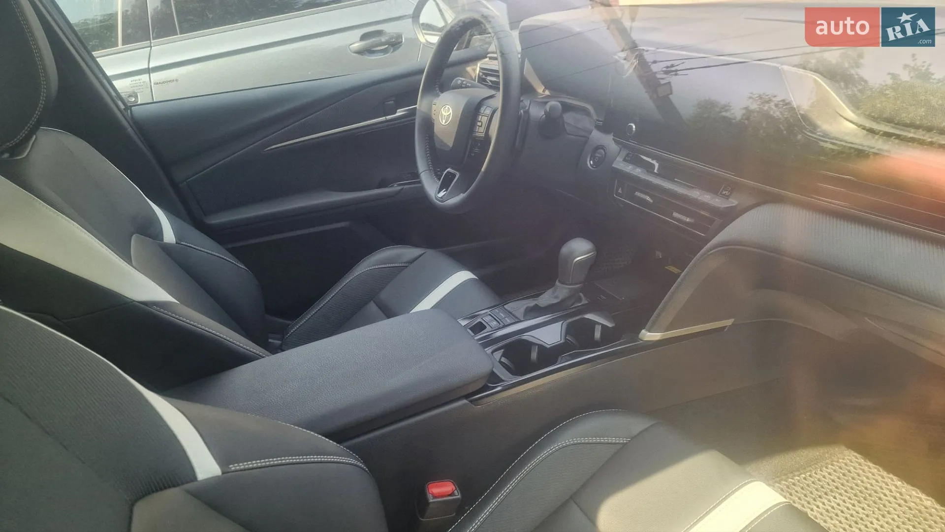2025 Toyota Camry - мініатюра 4