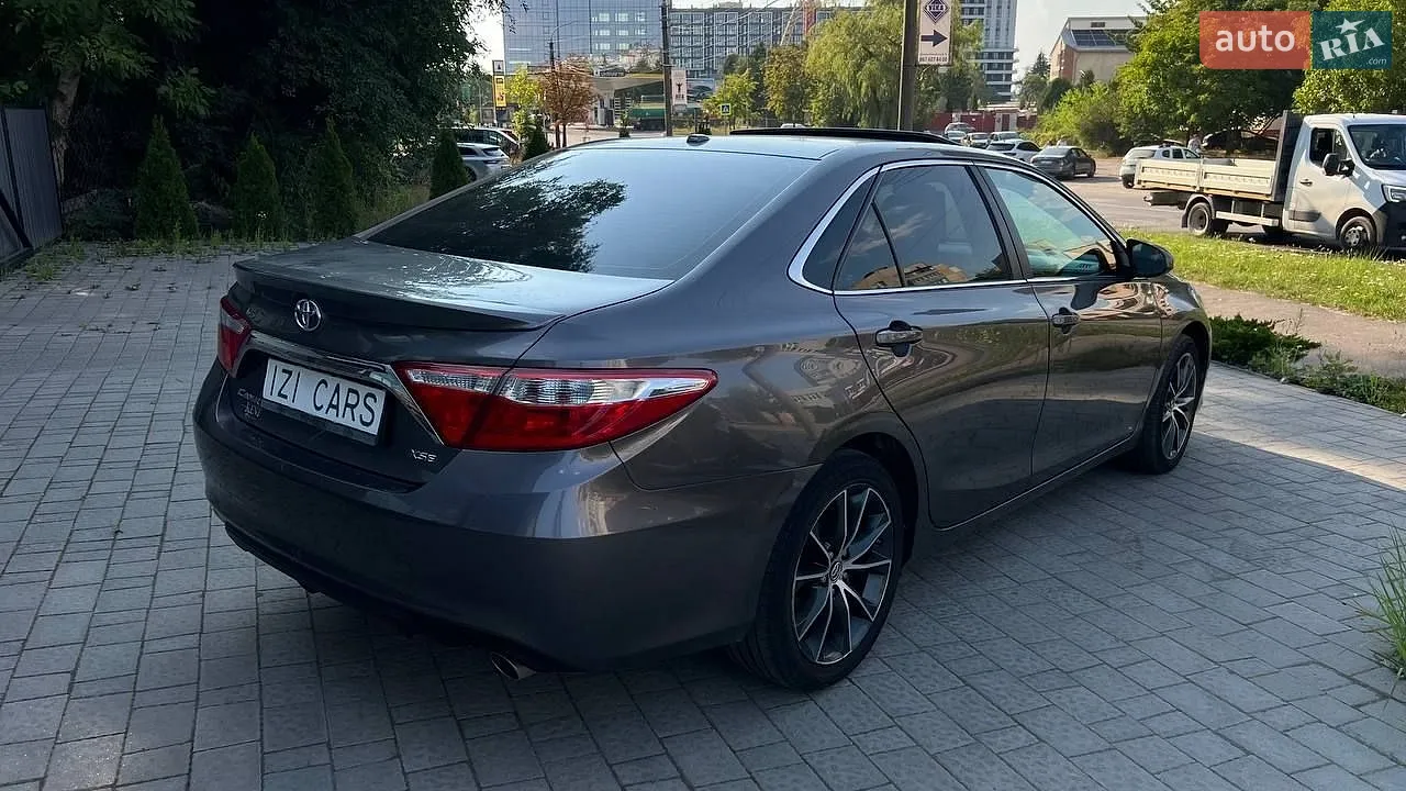 2016 Toyota Camry - мініатюра 7