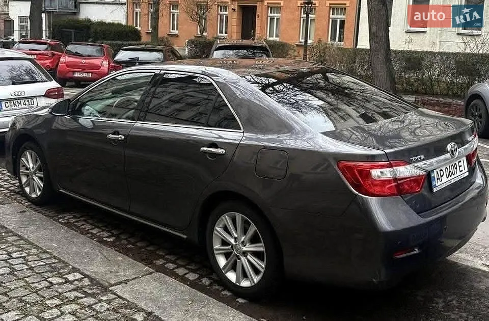 2011 Toyota Camry - мініатюра 17