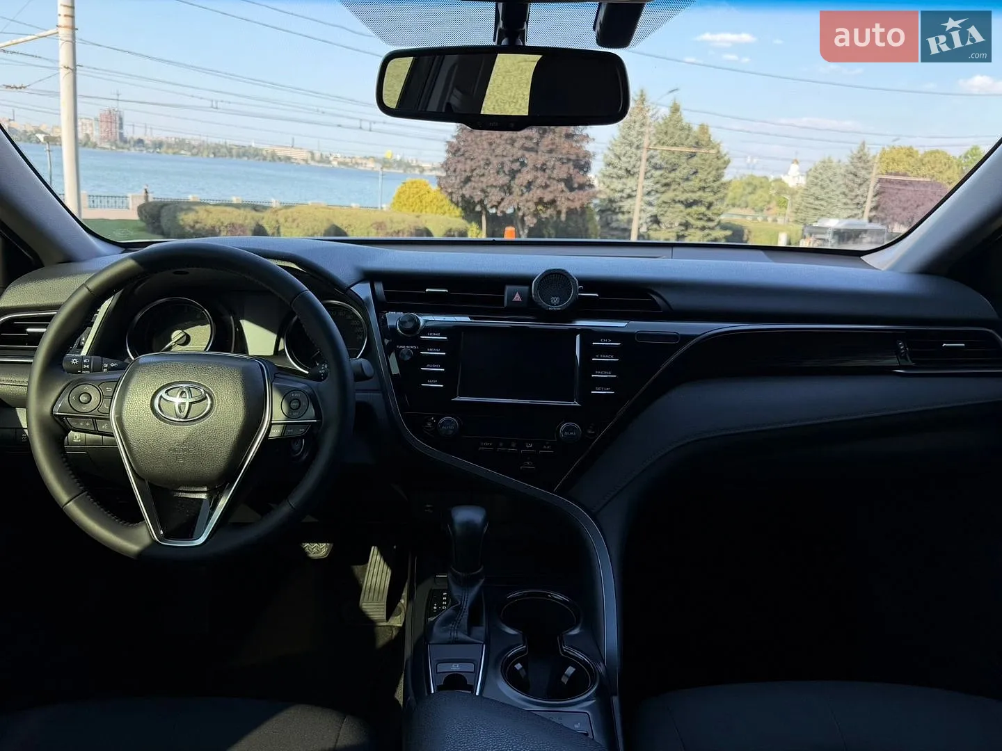 2020 Toyota Camry - мініатюра 4