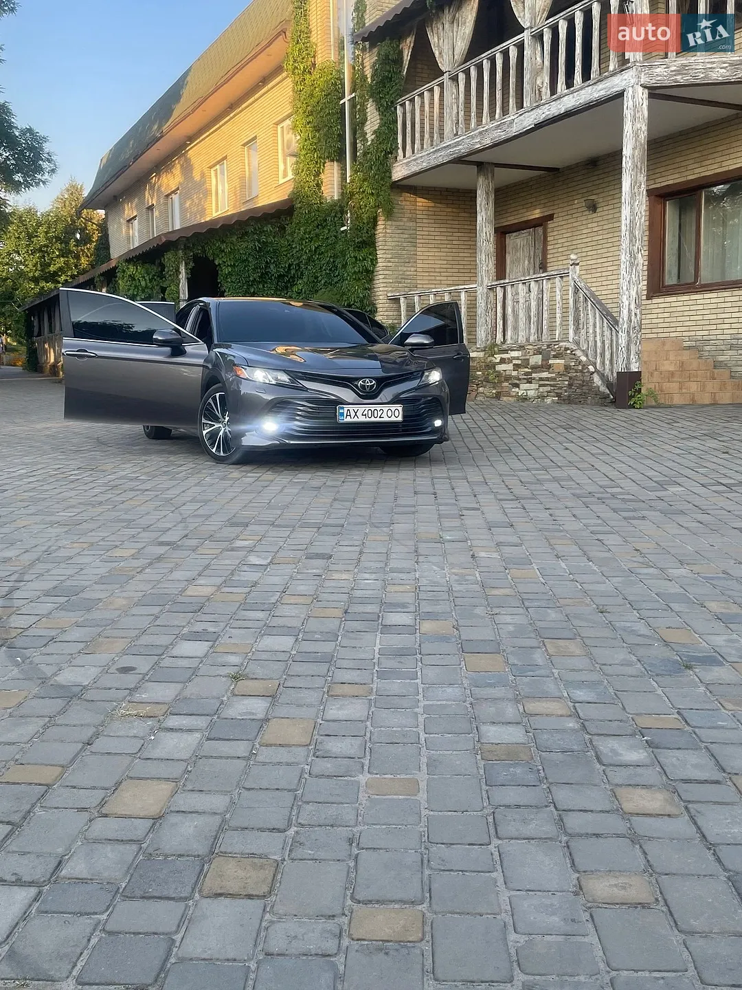 2018 Toyota Camry - мініатюра 14