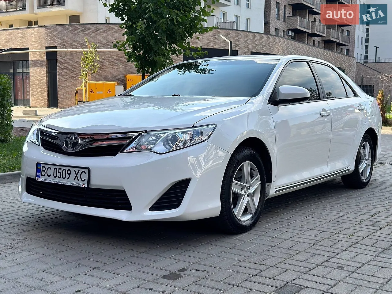 2013 Toyota Camry - мініатюра 19