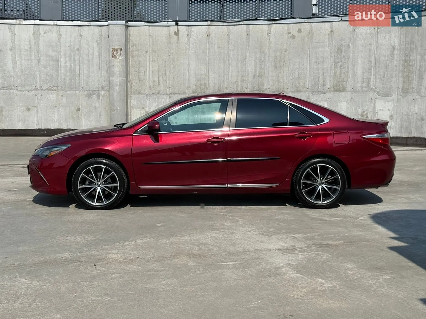 2015 Toyota Camry - мініатюра 17